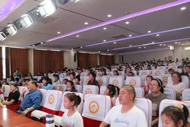 济南高新区黄金谷学校举办亲子观影活动图片