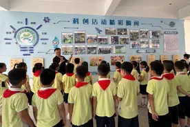 博士来示范！合肥一小学“科学启智”引领开学第一课图片