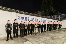 绝不手软！云南保山警方捣毁一赌博窝点，14人被抓获！图片