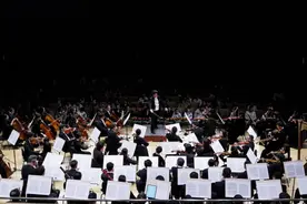 泉城交响音乐季——《​弦启春章 东西和鸣》弦乐专场音乐会即将上演！图片