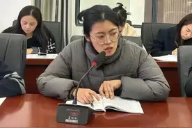 西安市汉都新苑中学召开初2025届期中质量分析会图片