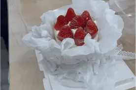 美食厨房 | 女神节花束蛋糕图片