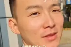 “悬赏千万寻子”圆满认亲，儿子婉拒银行卡和豪车：高考540多分，打算继续求学图片