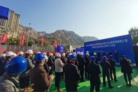 中河海公路、乌玛高速兰州过境段项目集中开工 兰州市综合交通大会战项目年内开工率达100%图片