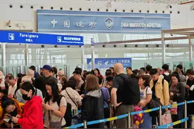 别算错！北京口岸144小时过境免签，从入境次日零时起计算图片