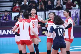 东道主球队开门红！女排世俱杯天津女排3-0轻取巴西米纳斯女排图片