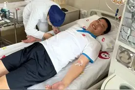 阜阳小伙1个月暴瘦20斤！就为这天……图片