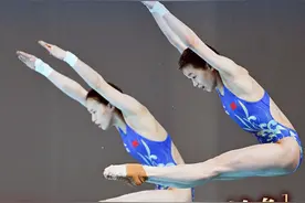 中国第7金！全红婵/陈芋汐夺得跳水女子双人10米跳台冠军图片