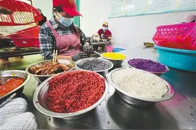 五色饭到五色粽，苗家美食有了新滋味图片