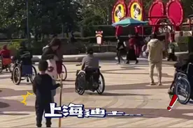 上海迪士尼对电动轮椅乱象出手了！图片