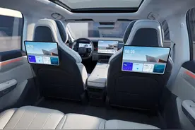车展精彩抢先看|车载pad、充气床、夹克…跨界产品“卷”开花图片