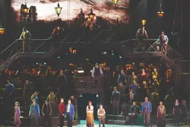 《悲惨世界》重归上海，体量是23年前的三倍，打造世界巡演中国大陆唯一一站图片