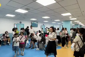 西安一医院眼科接诊量翻倍！学生患者占八成！医生提醒图片