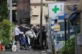 日本东京民宅发生火灾 2人死亡图片