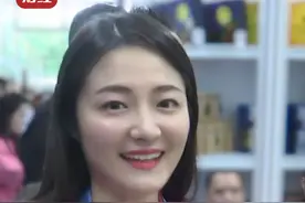 记者观察：全球超九成榴莲被国人消费！东盟博览开榴莲“盲盒”图片