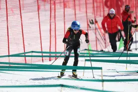 次旦玉珍夺得亚冬会首枚滑雪登山项目金牌，中国选手包揽前四图片