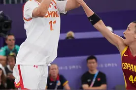 巴黎奥运会 | 三人篮球综合：中国女队力克西班牙队 中国男队两连败图片