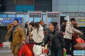 贵阳北→浙江宁海！贵阳首趟返岗务工专列发车图片