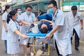 胸痛中心开展网络医院急性心梗患者快速转诊救治模拟演练图片