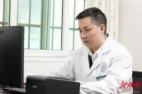 妙手仁心护肛肠——记耒阳市人民医院三级主任医师廖云峰图片