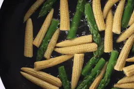 3种春菜“自带毒素”，没吃对毁肾毁胃！简单1招解决，越早知道越好图片