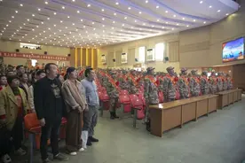 光荣启程 逐梦军营！荆州区欢送新兵入伍图片