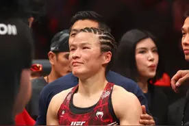 连线张伟丽：卫冕战利用对手特长去打，年夜饭只敢吃三个饺子图片