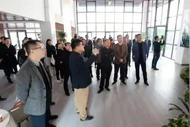武汉洪山张家湾街道：借智借力“问诊”，破解产业发展难题图片