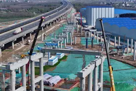 【实施产业倍增 聚焦支点建设】武汉都市圈环线高速项目（嘉鱼段）迎来关键突破图片