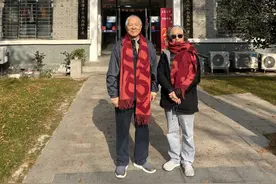 他们回应“乘地铁回复旦大学捐1亿元”！图片