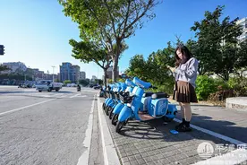 “电子围栏”在平潭上线  共享电动车告别“随意停”图片