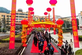 “百日誓师引热议女孩”考进人大！她这样回应……图片