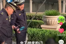 郑州二七区严查未拴绳犬只，城管：这项工作一直在做，目的是引导市民文明养犬图片