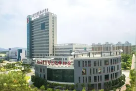 山东中医药高等专科学校全国招3000人，新增预防医学专业图片
