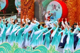 C视频｜直击千年古堰清明放水图片