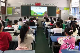 冷静、勇敢 乐山县街小学强化师生应急避震能力图片