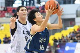 湖南女篮夺得银牌 为湖南6支代表队最高名次图片