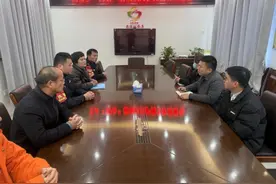 江西德安：织密铁路安全网，全力保障全国两会期间铁路安全图片