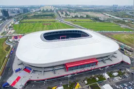2025中超主场巡礼：16座球场中已有8座为专业足球场图片