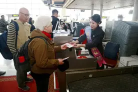 长春机场延伸“老有所吉”服务，共绘银龄服务新篇章图片