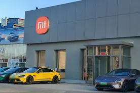 大众帮办｜小米SU7事故引智驾担忧，我们到线下门店问了问图片