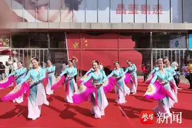 淮安开发区如意健身舞团：一支全部由社会体育指导员组建的队伍图片