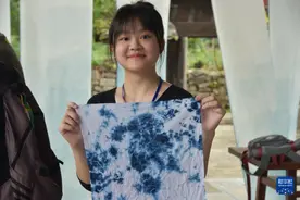 “古老却有生命力”——香港青少年在黔体验非遗技艺感受中华文化魅力图片