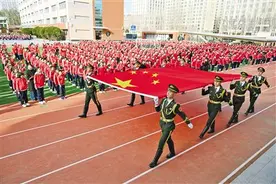 燃动校园爱国情图片