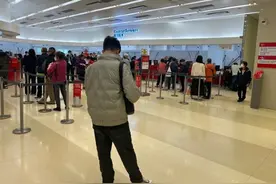 存美元、炒港股催生新一轮赴港开卡潮，“急速开户”中介潜藏风险图片