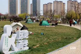 帐篷露营、踏青远足……清明假期市民出游热图片