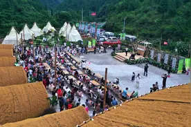重庆酉阳：清凉山水带活“避暑经济”图片