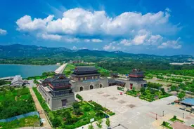 打卡潍坊夏日森林秘境，满屏都是绿色~图片