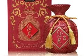 陈香突出，主打800元价格带，酒鬼酒新品红坛（26）南京上市图片
