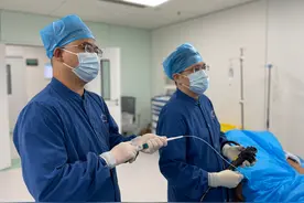 经常“拉肚子”竟是肠癌信号，医生内镜下成功切除肠道早癌图片